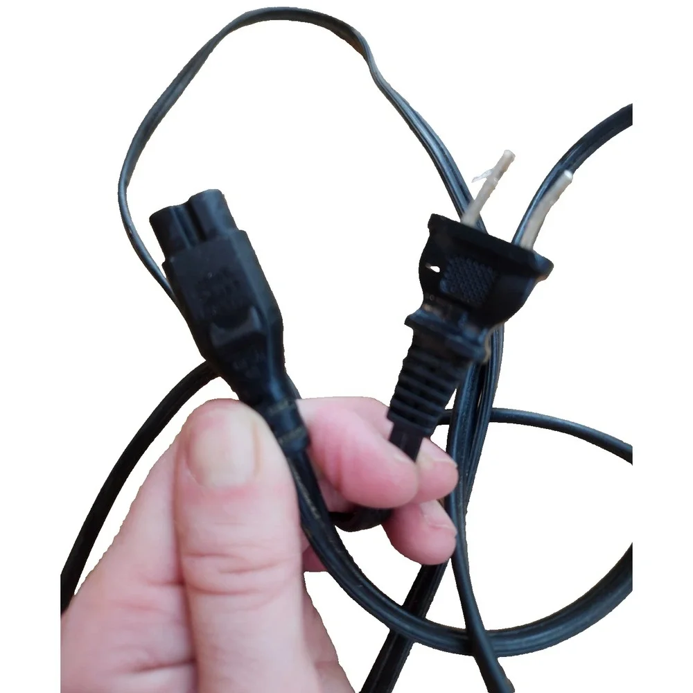 Volex E62405SP AC 7A 125V M1250A Cord